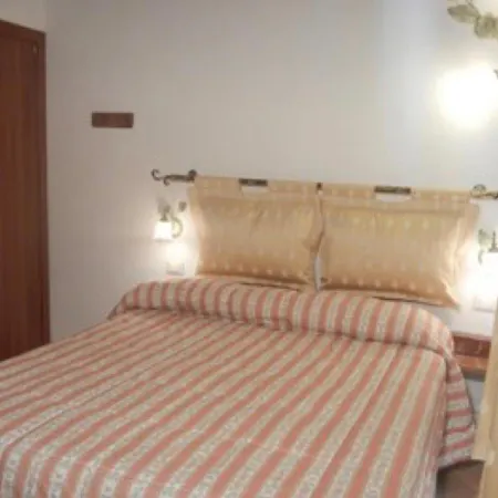 San Martino In Colle Aparthotel *